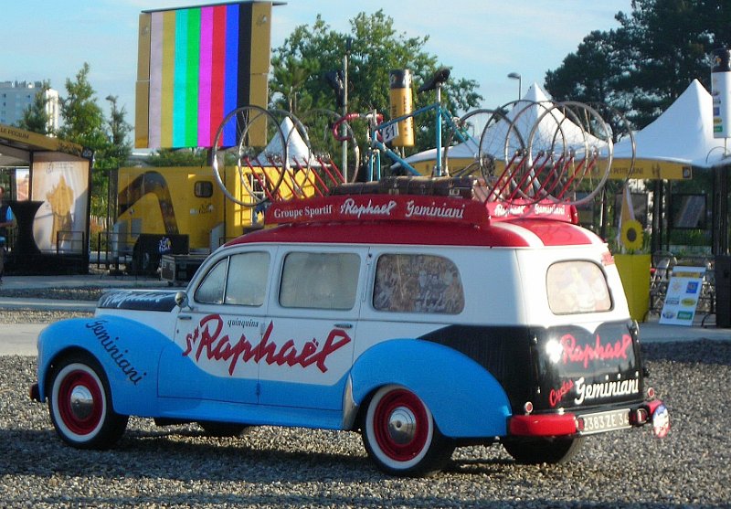 2011-07-05 02  Village VIP.JPG